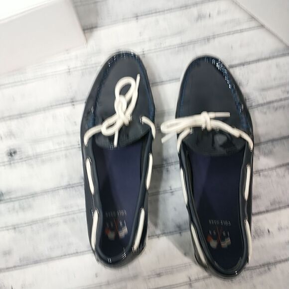 Cole Haan  Women's Patent Leather Navy Slip on Loafer Shoes, Size 8.5B - Picture 5 of 9